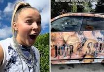 JoJo Siwa's Ridiculously Over-The-Top Car Is Going Viral Again