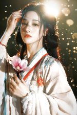 Zhu Li Lan _ 朱丽岚.jpg