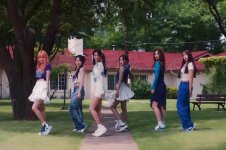 NMIXX _Roller Coaster_ M_V.jpeg