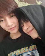 we got haobin and 2binz selca today ...