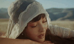 ezgif.com-resize (1).gif