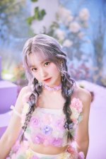 kep1er-japan-fan-meting-fairy-fantasia-individual-photos-v0-k6vzicf8ckwb1.jpg