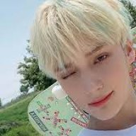 _아리엘라_🙃❤️