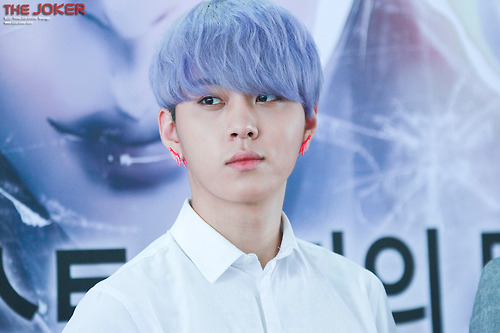 Junhyung with blue hair