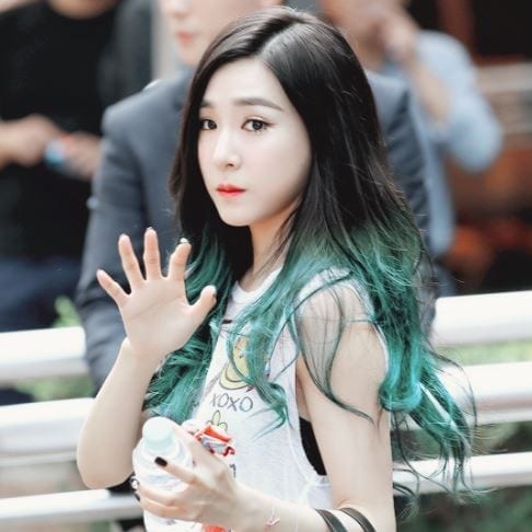 Tiffany green hair