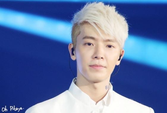 Donghae blonde hair