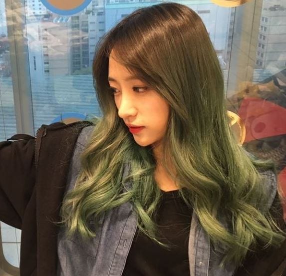 Hani green hair