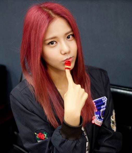 Hyejeong red hair