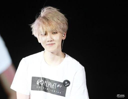 Baekhyun blonde hair