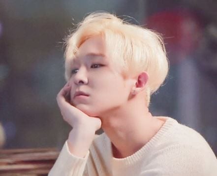 Taehyun blonde hair