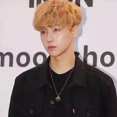 Jinhwan blonde hair
