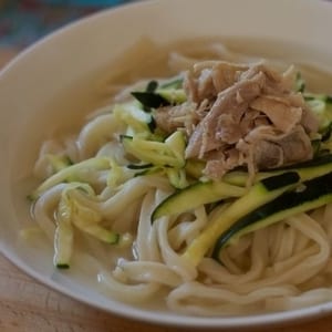 Kalguksu (Korean knife noodles)