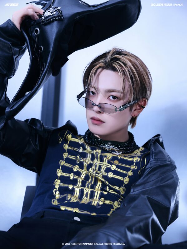 HONGJOONG ATEEZ GOLDEN HOUR Adrenaline Photo