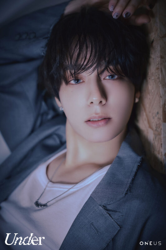 HWANWOONG ONEUS Under Concept Photo Special ver.
