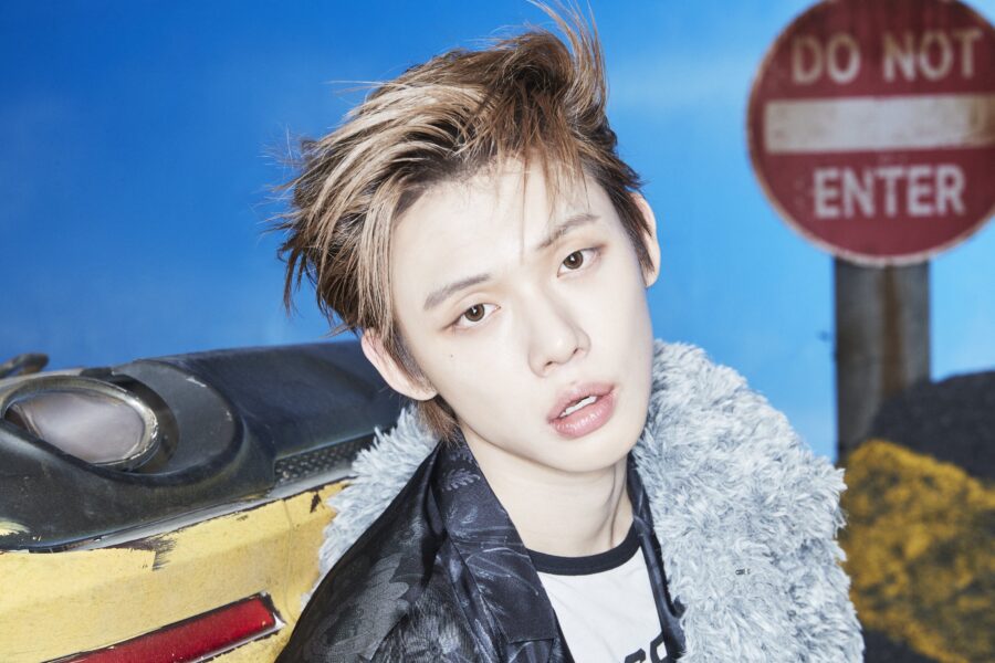 YEONJUN TXT HUNGER 7TH YEAR: A Moment of Stillness in the Thorns