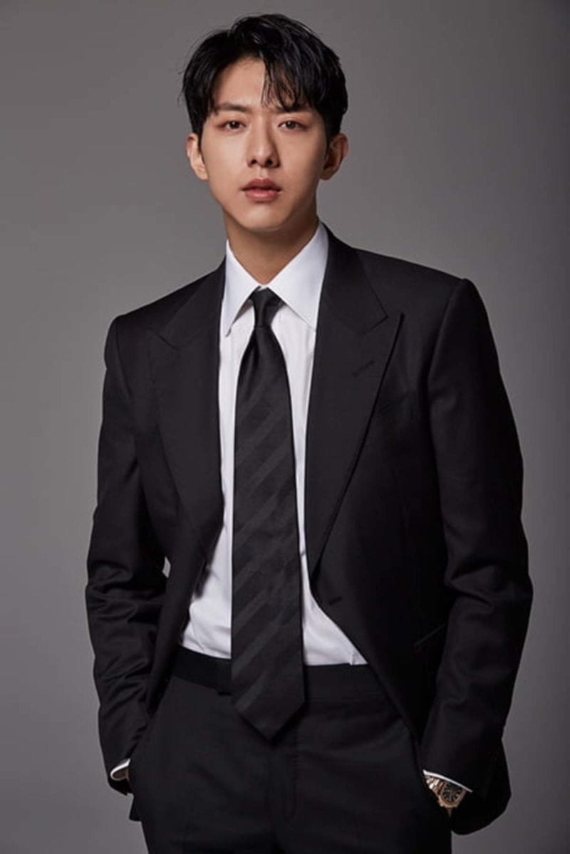 Lee Jung Shin Profile and Facts (Updated!)