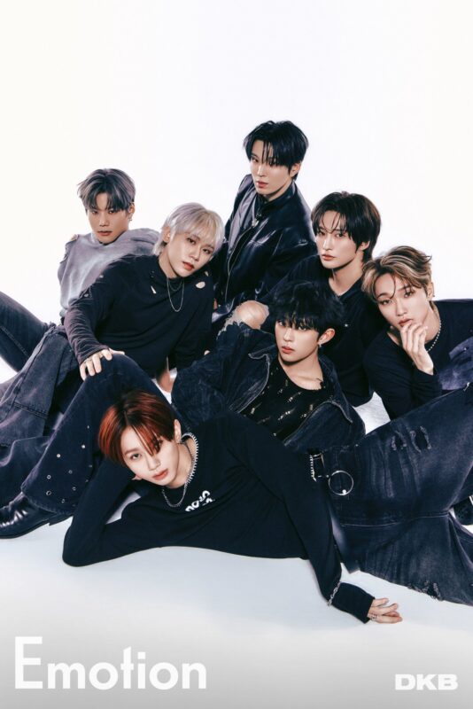 DKB Doubt Emotion Group Photo