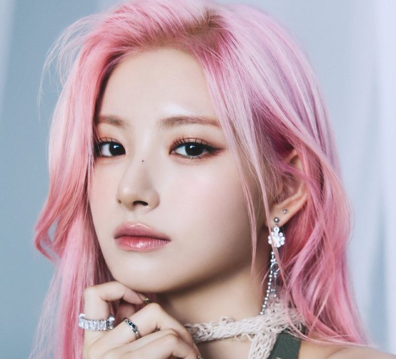 Yiren Everglow Profile And Facts Updated Kpop Profiles 