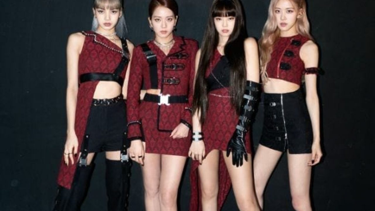 jennie kim kill this love outfit