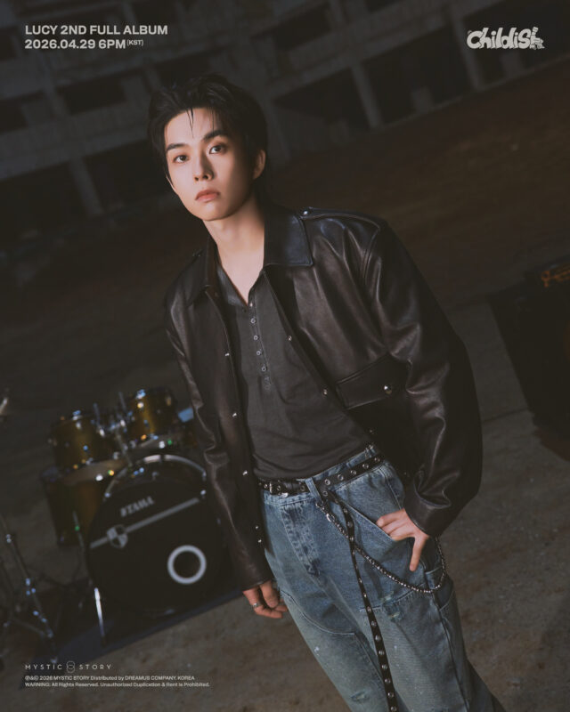 CHOI SANGYEOP LUCY Childish Photo 2