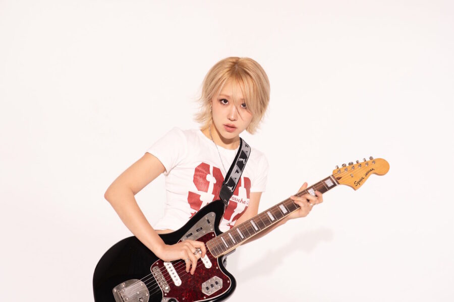 IT'S Hello Stranger Concept Photo