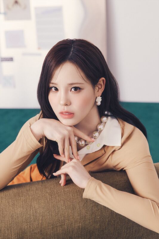 MAKO NiziU Portfolio Concept Photo 2