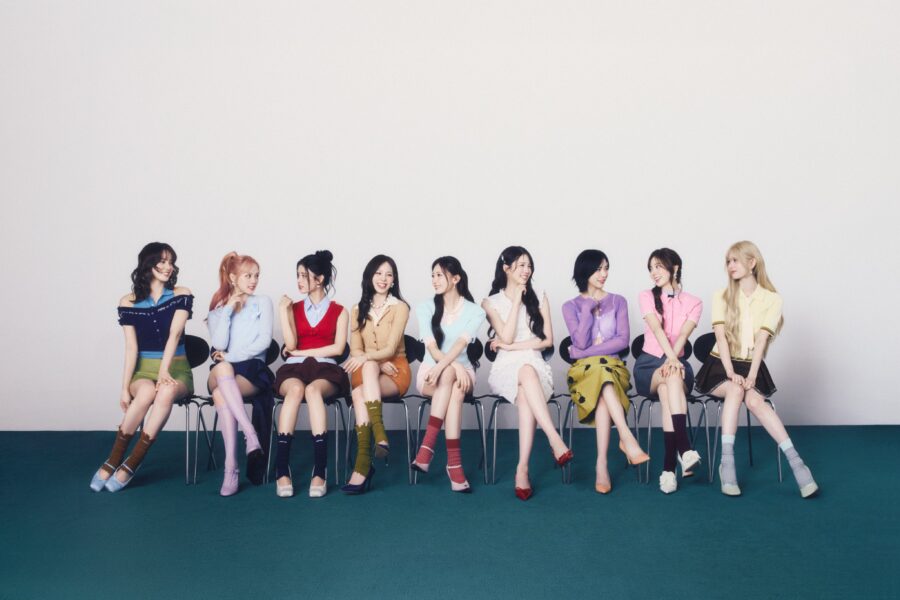 NiziU Portfolio Concept Photo 2
