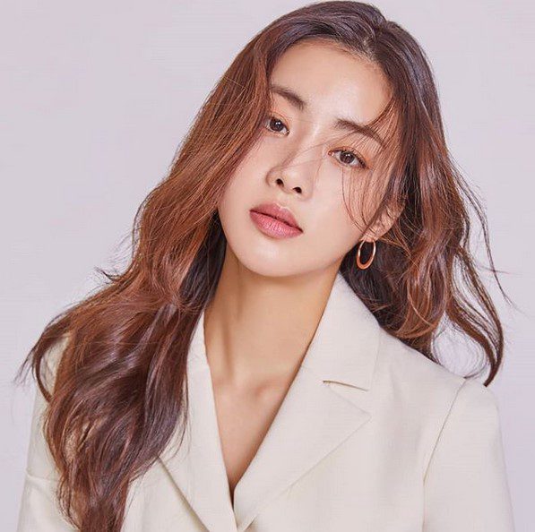 Kang Sora Profile and Facts (Updated!)