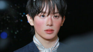 KANGMIN VERIVERY Free Falling Concept Photo