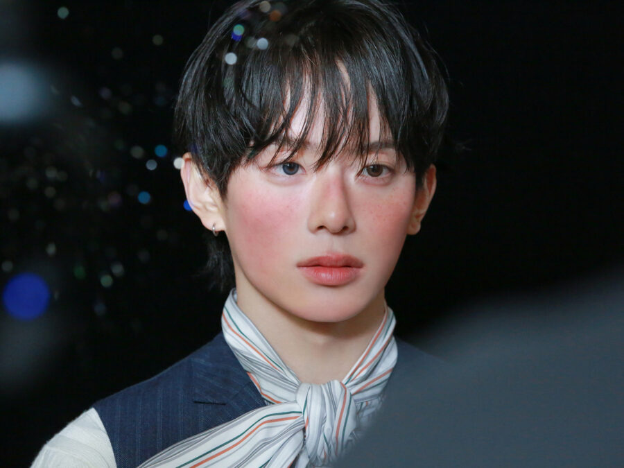 KANGMIN VERIVERY Free Falling Concept Photo