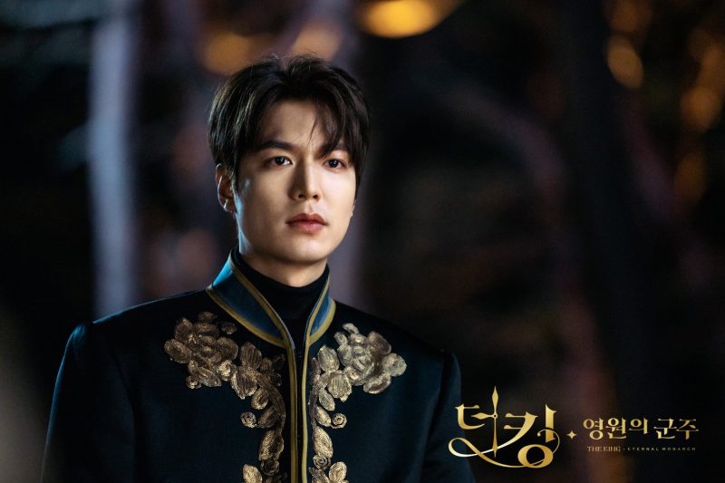  The King: Eternal Monarch (Korean TV Series, English