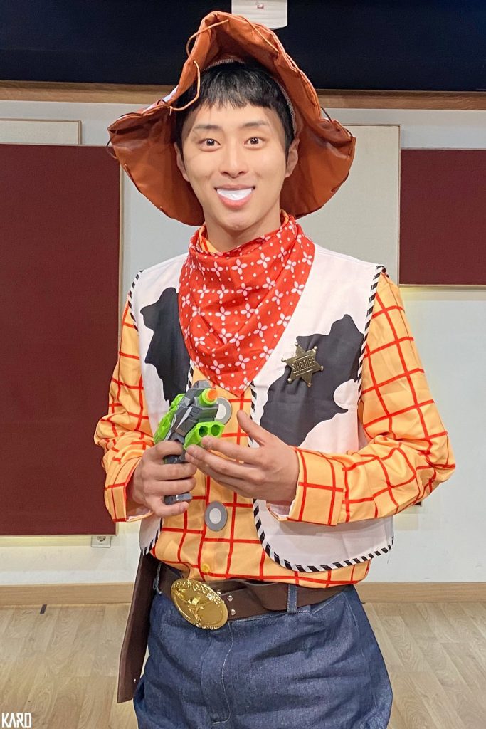 Who Wore It Best: Woody (Toy Story) (Updated!) - Kpop Profiles