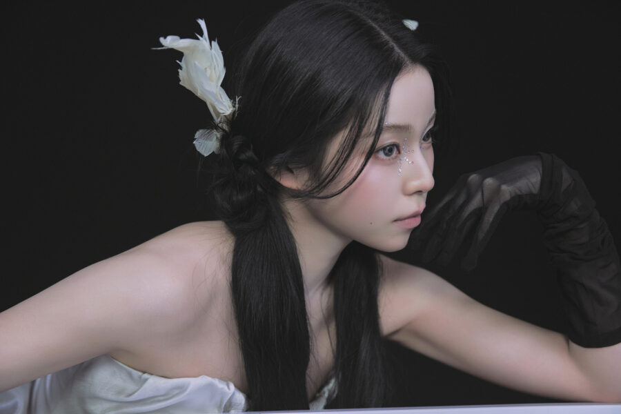 KYUJIN NMIXX Heavy Serenade Concept Photo 2