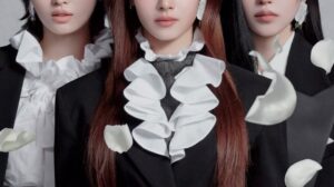 MISAMO TWICE PLAY Photo