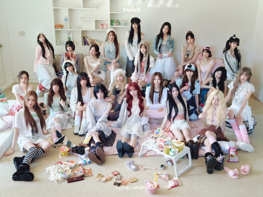 tripleS ASSEMBLE26 LOVEnPOP Blooming Flower ver. Concept Photo