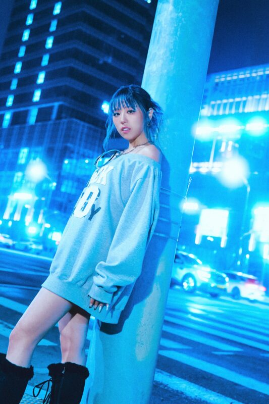 WONCHAE Queenz Eye PRISM EP.02 Concept Photo
