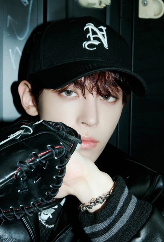 HYEONBIN JEWEL PLAY BALL