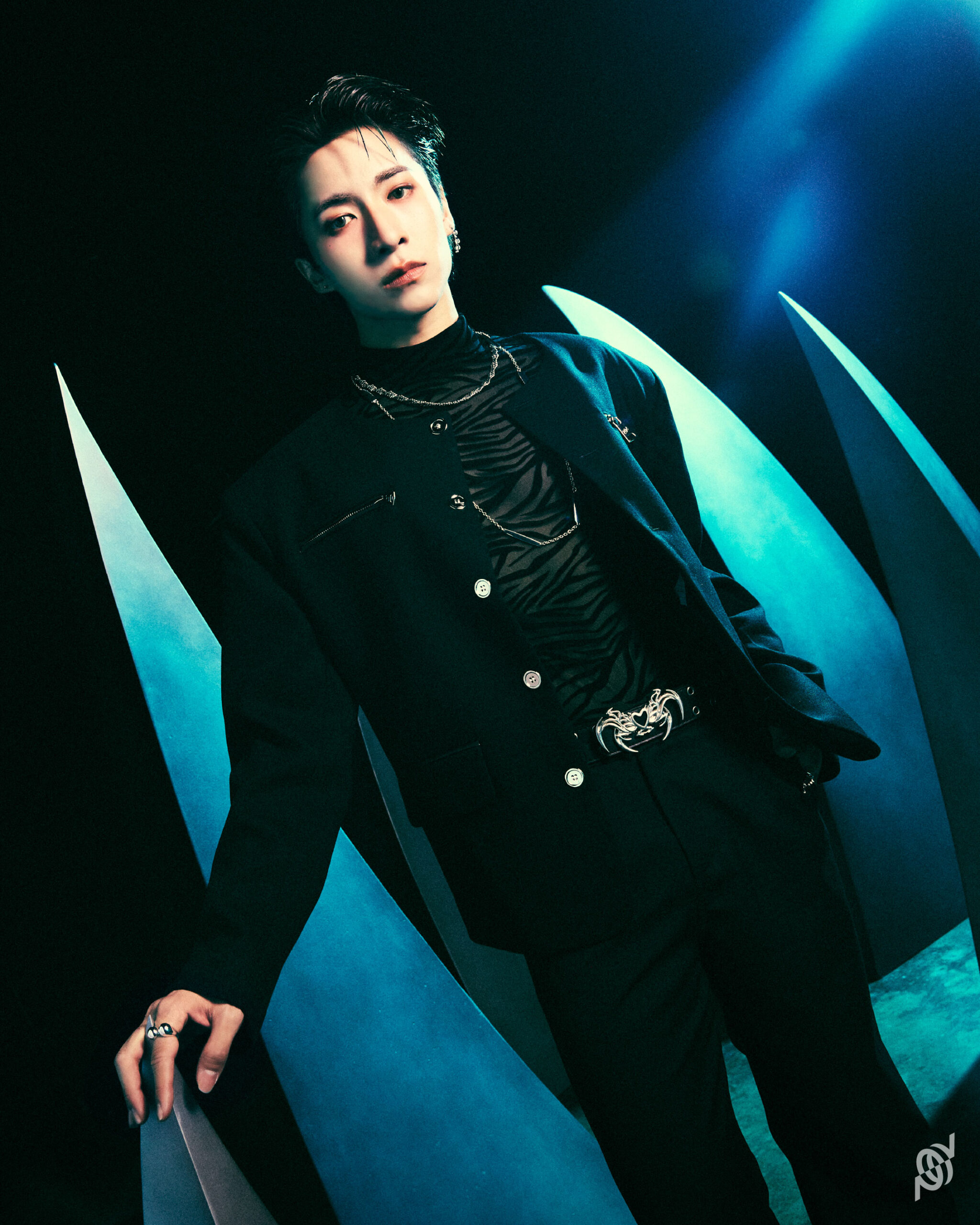 Jung - PERSES - KITTY SWAG