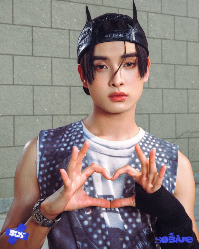 KHUNPOL BUS So Blue Photo