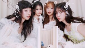QWER CEREMONY Unbalance Concept Photo