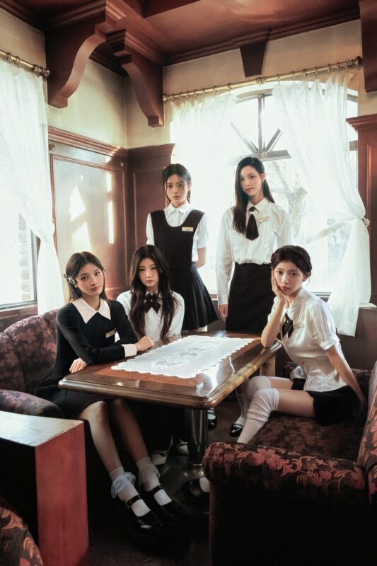 ILLIT Sunday Morning