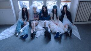 ILLIT MAMIHLAPINATAPAI Concept Photo IT'S ME