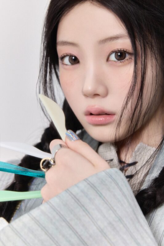 WONHEE ILLIT I Got Your Back Armor ver. Concept Photo 