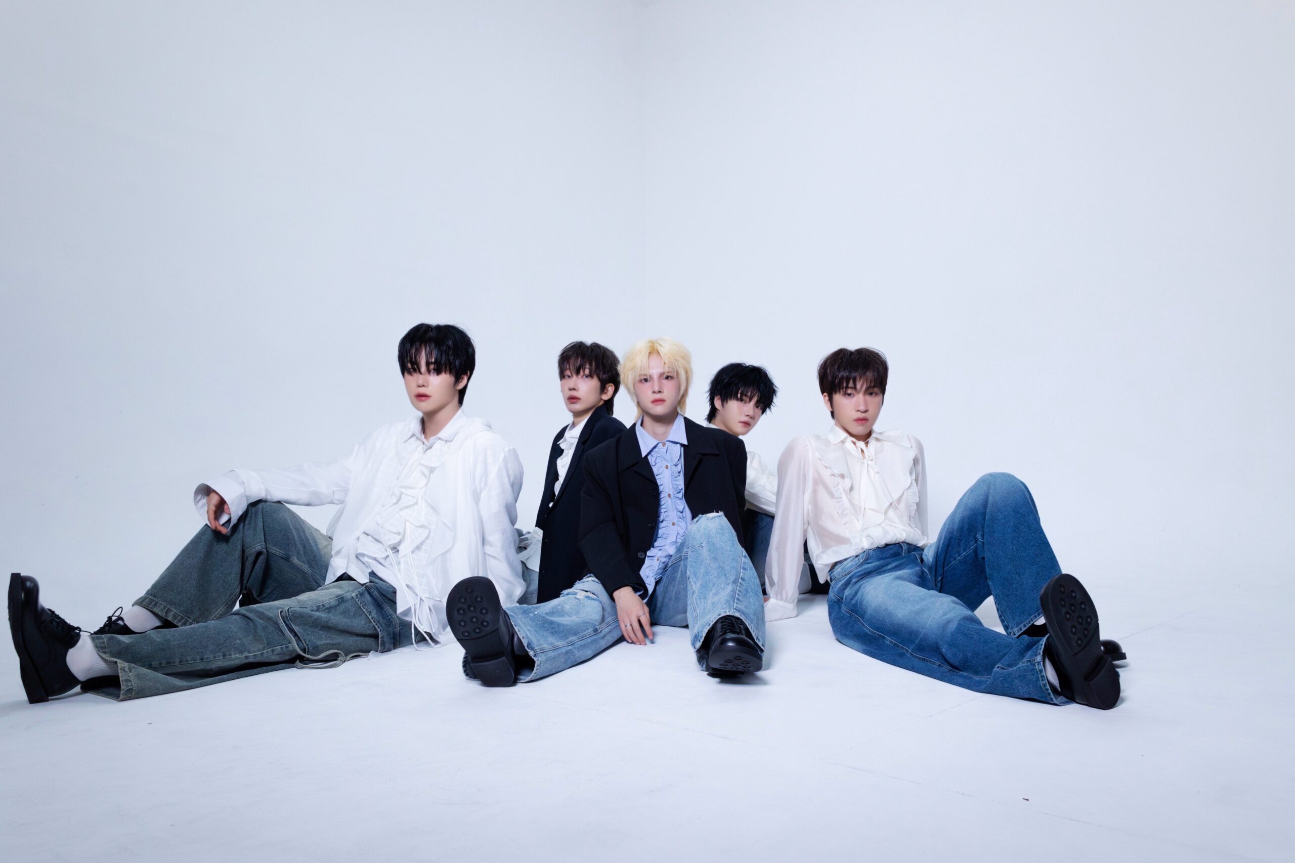 K-POP Boy Group DAYCHILD