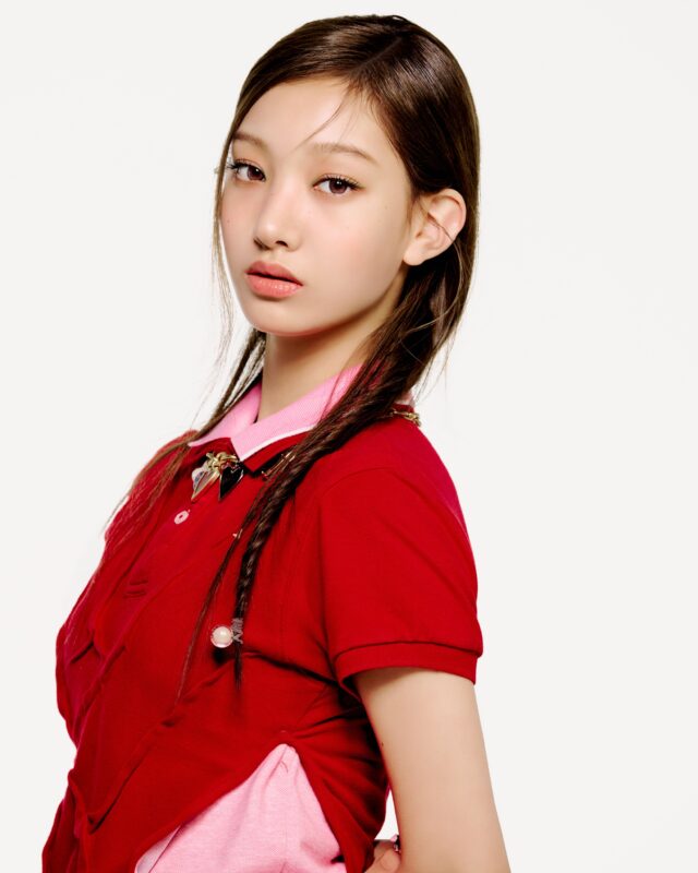 SEOYEON TUIDE Introductions Official Photo