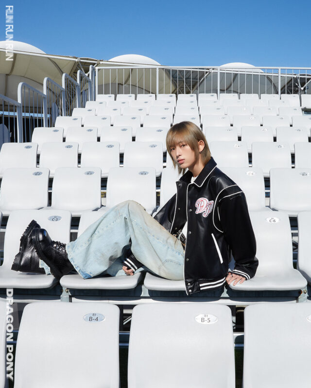 Sehyuk Dragon Pony RUN RUN RUN Photo Stands