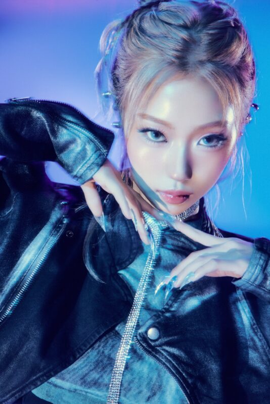 CHOI JUNGEUN izna SET THE TEMPO Concept Photo 2