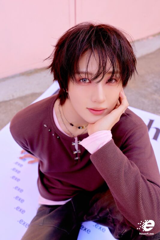 JUNPYO NouerA .exe love.exe Concept Photo