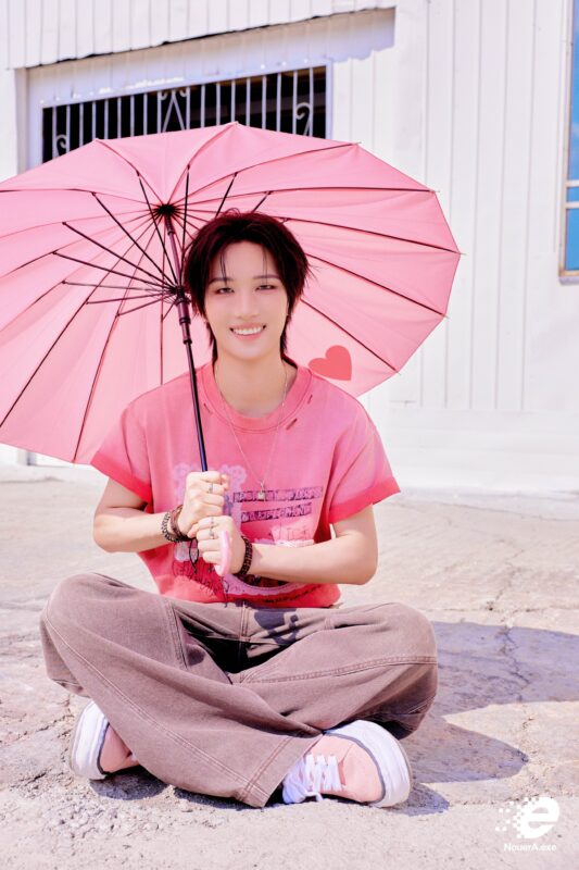 GIHYEON NouerA .exe love.exe Concept Photo
