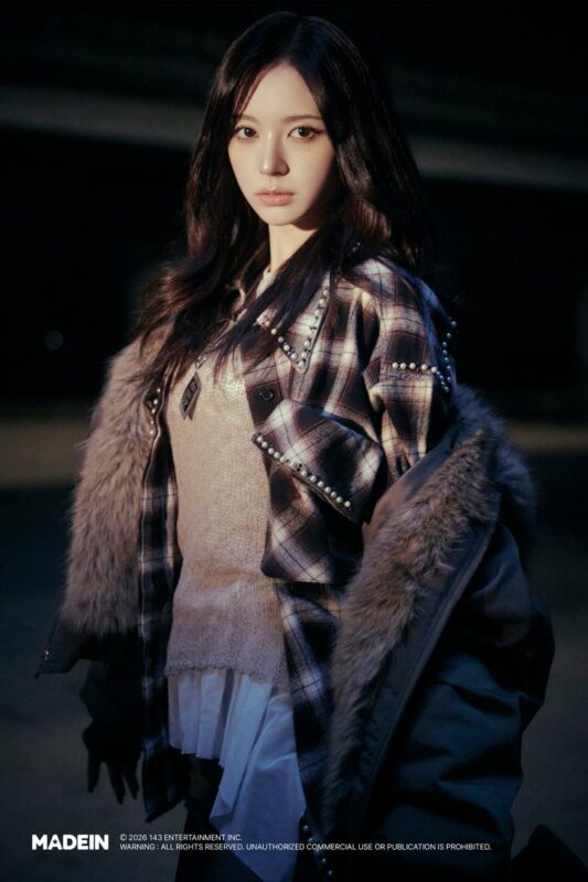 MASHIRO MADEIN Girl Meets Boy Photo